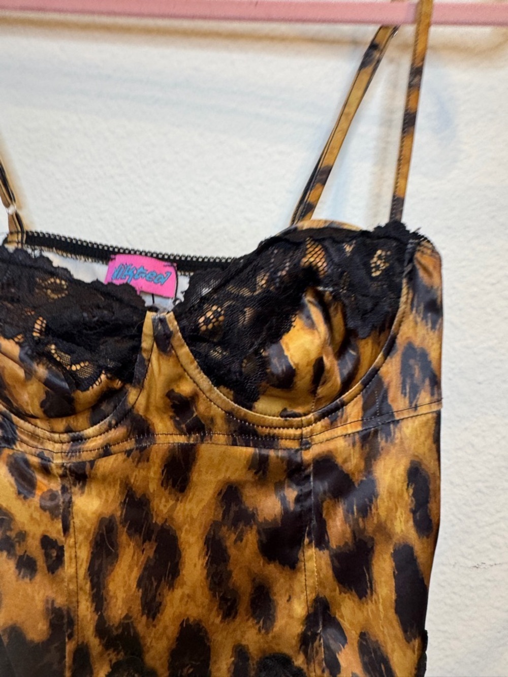 Edikted Leopard Satin Lace Bustier - Black & Gold - Picture 3 of 16